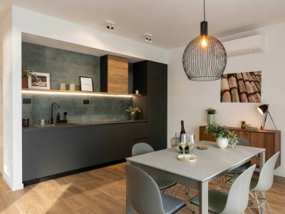 Apartment Apartments aMare - Three Bedroom Apartment with Balcony and Sea View - Features photo 16