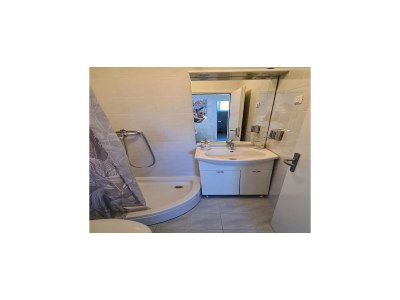 Apartment Apartment Solvit - Three Bedroom Apartment with Terrace - Features photo 22