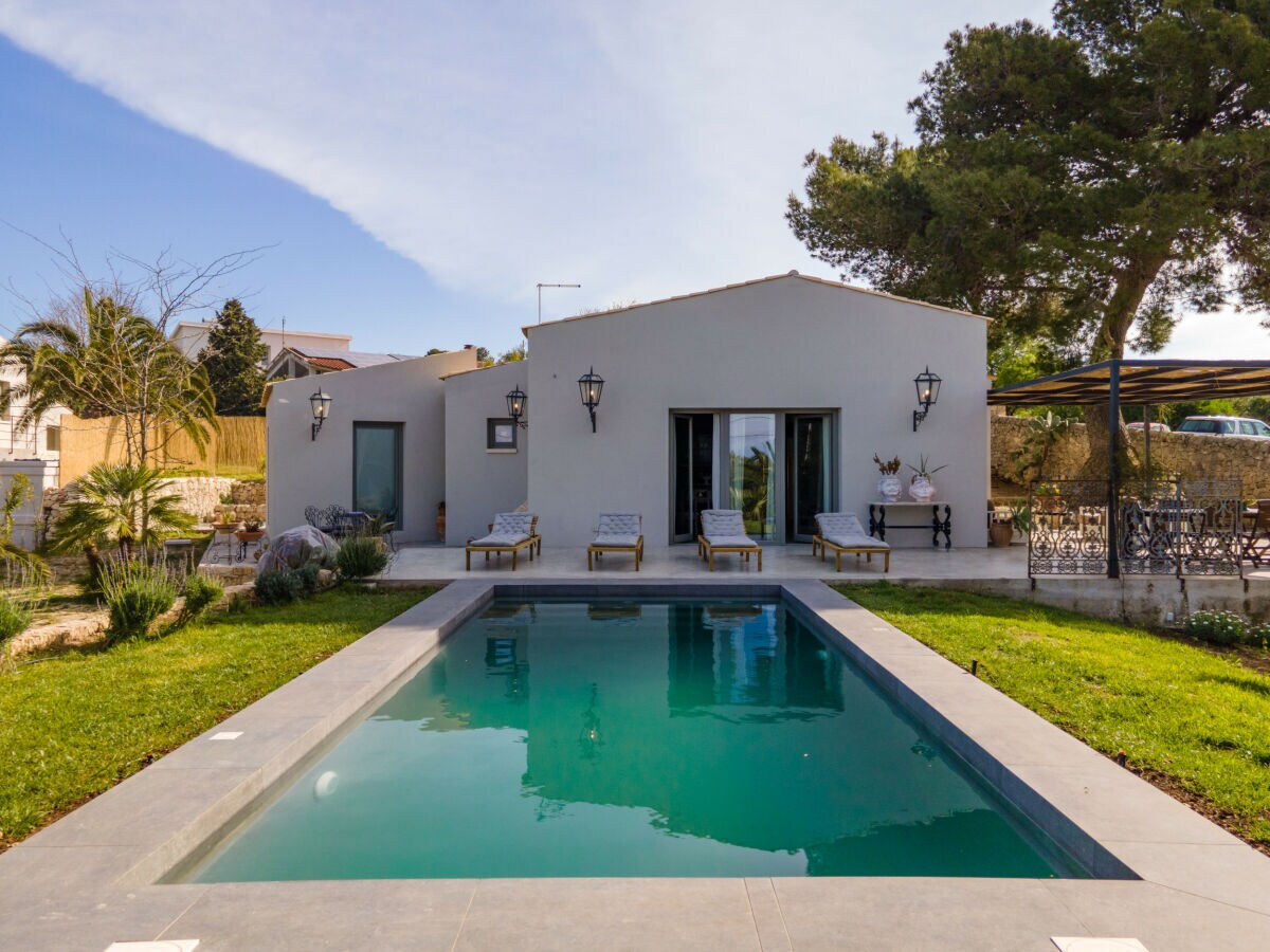 Villa Villa Malena in Noto with pool