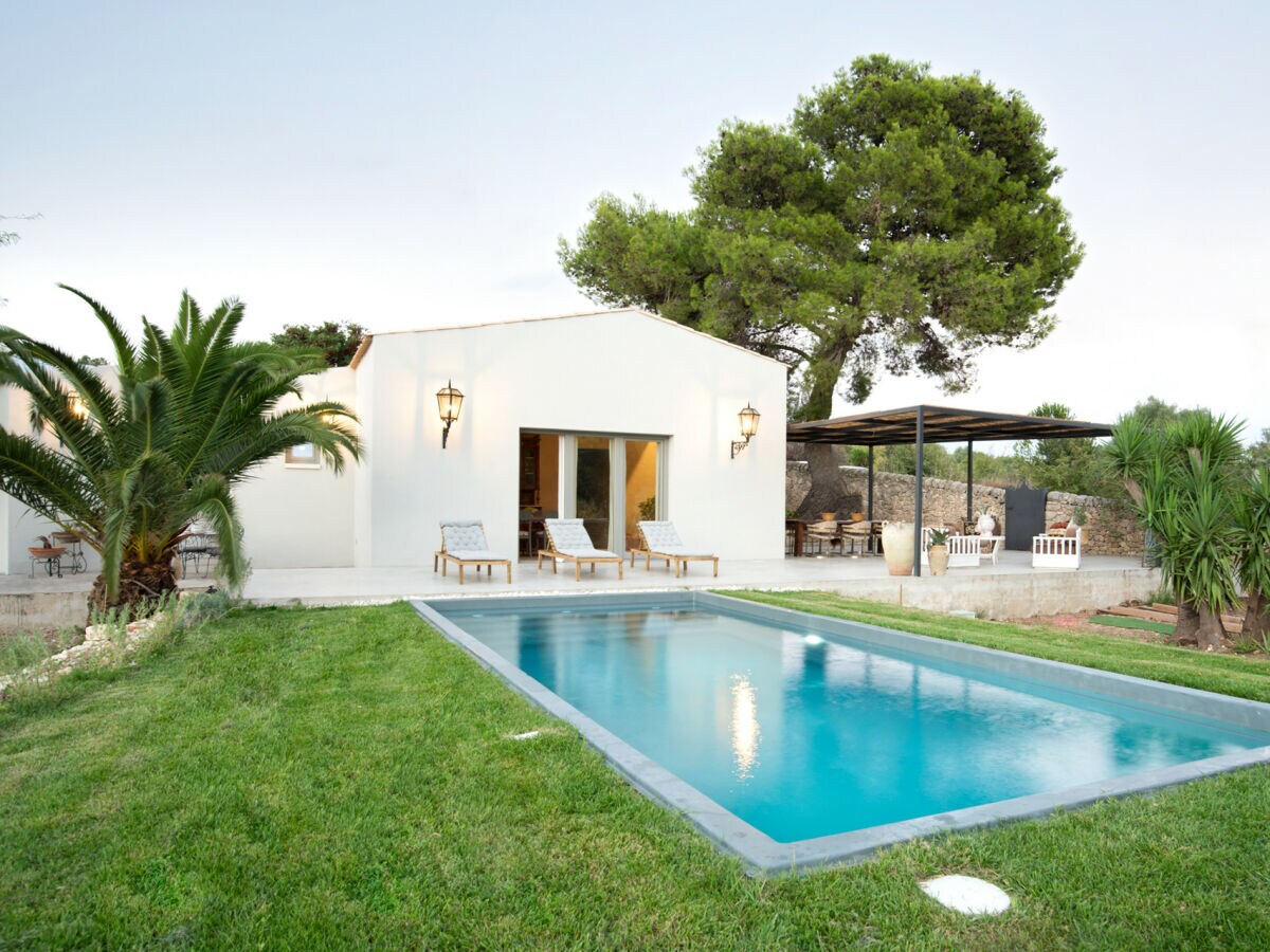 Villa Villa Malena in Noto with pool - Outdoor photo 3