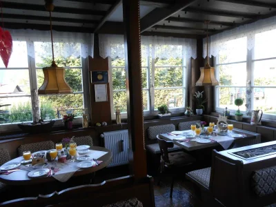 Holiday room Dreibettzimmer, Dusche oder Bad, WC, Bergseite - Outdoor photo 4