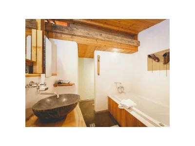 Holiday room Doppelzimmer "Bründlweg" - Features photo 17