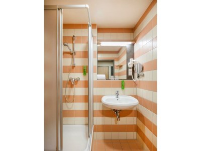 Holiday room Doppelzimmer mit Dusche, WC - Features photo 23
