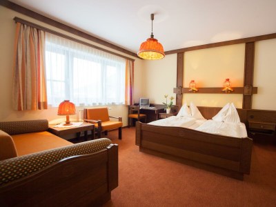 Holiday room Doppelzimmer mit Dusche od. Bad, WC - Outdoor photo 12