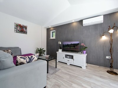 Holiday house Villa Silencio with pool - Features photo 14