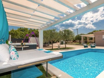 Villa Villa Korana *with pool and whirlpool* - Outdoor photo 4