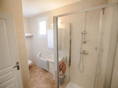 Villa Impressive villa overlooking the hill - Features photo 16