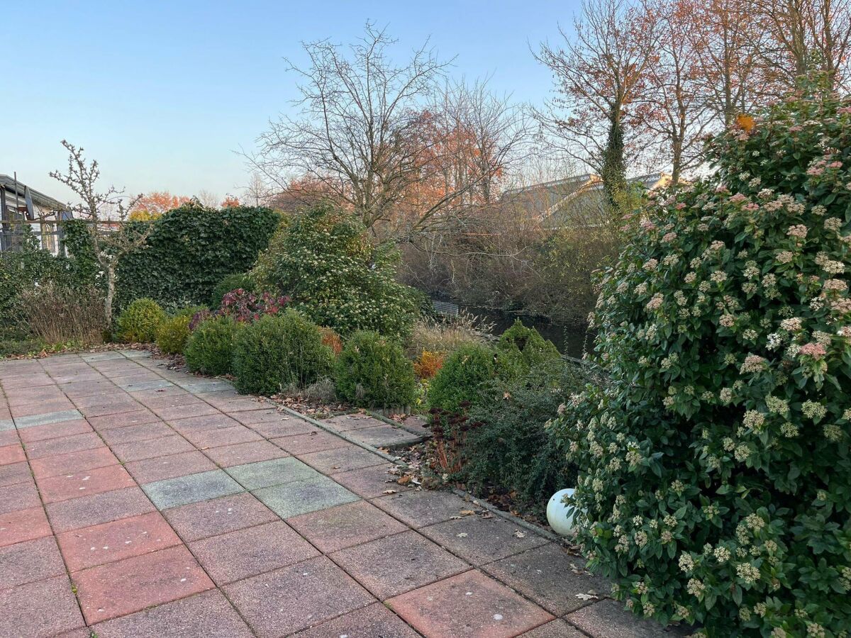 Bungalow Bungalow in Makkum am Seeufer - Outdoor photo 3