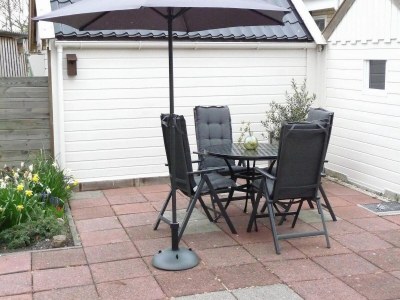 Bungalow Bungalow in Makkum am Seeufer - Outdoor photo 12