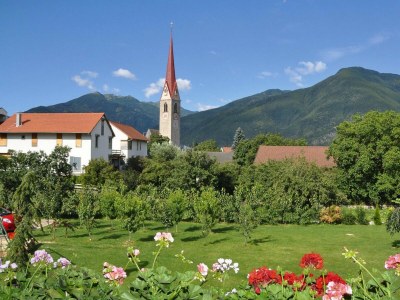 Holiday park Apartment in Brixen with Pool & Dolomites Views - Outdoor photo 2