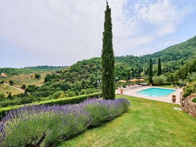 Villa Farmhouse in Chianti with Pool and Garden - Outdoor photo 12