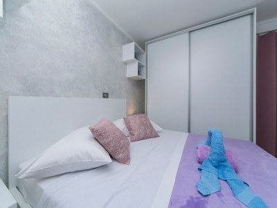 Apartment Apartment Papilio  - Two Bedroom Apartment with Terrace - Features photo 9