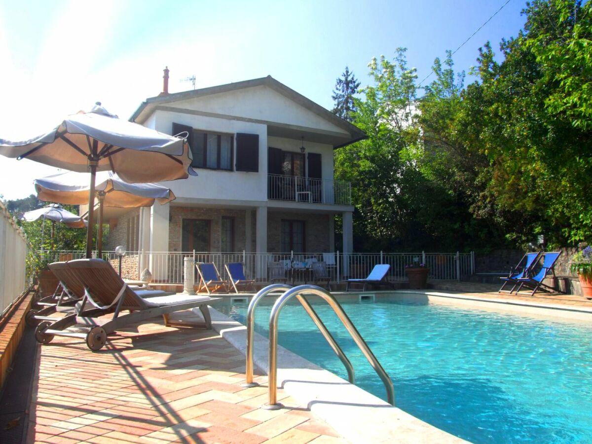 Holiday house Villa Il Castagno - Outdoor photo 2