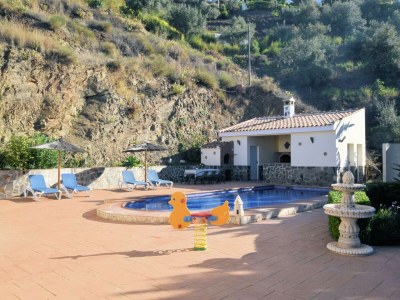Holiday house Luxury villa in Sayalonga with private pool - Outdoor photo 8