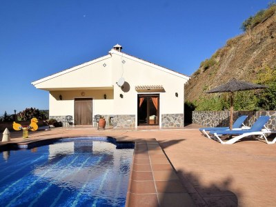 Holiday house Luxury villa in Sayalonga with private pool - Outdoor photo 14