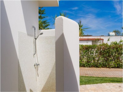 Holiday house Villa with swimming pool - Outdoor photo 8