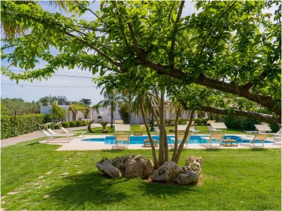 Holiday house Villa with swimming pool - Outdoor photo 11