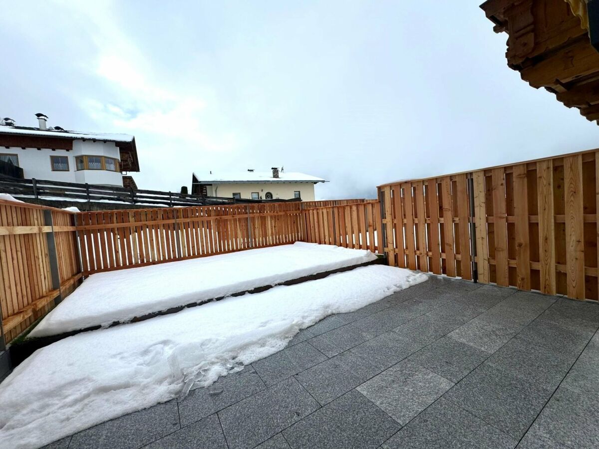 Apartment Apartment in Stubaital near Ski Lift - Outdoor photo 3