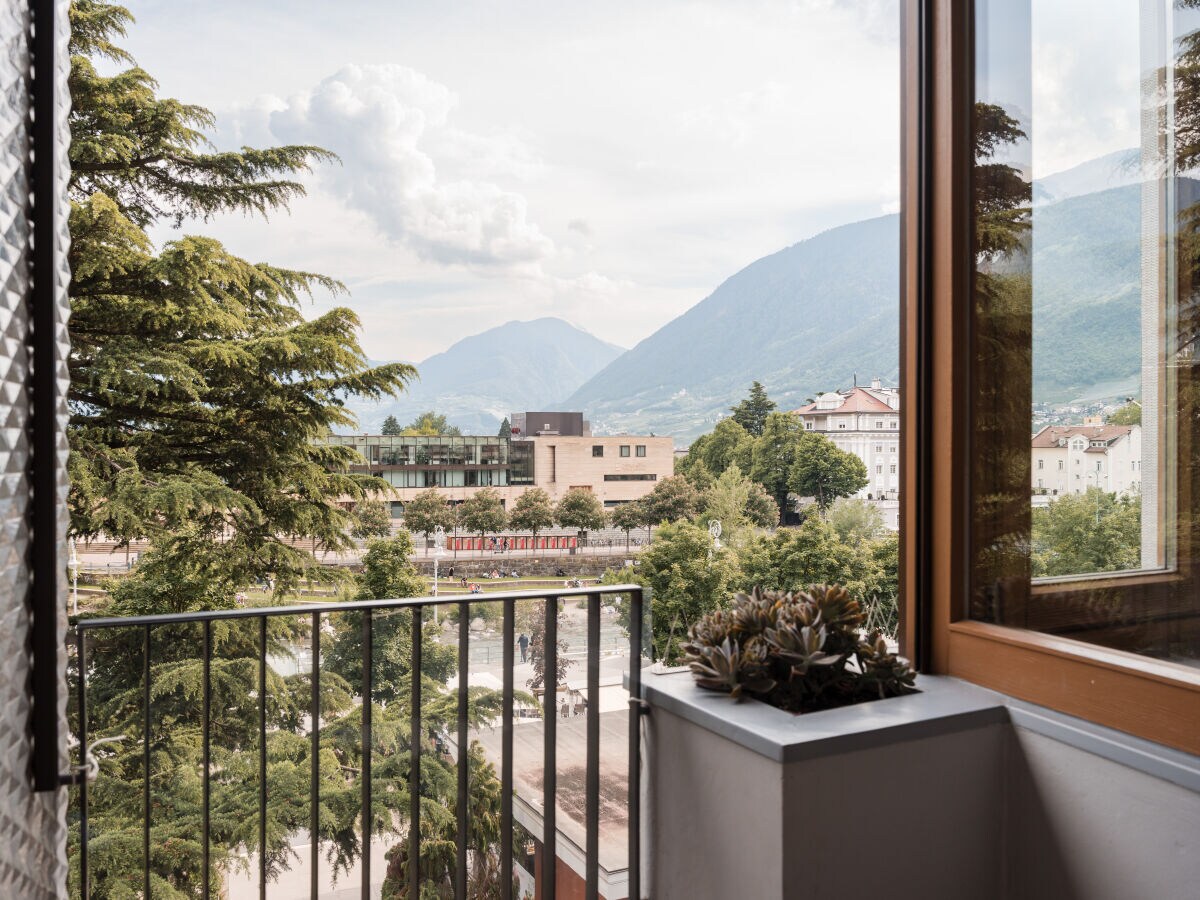 Apartment Promenade Lounge - Features photo 5