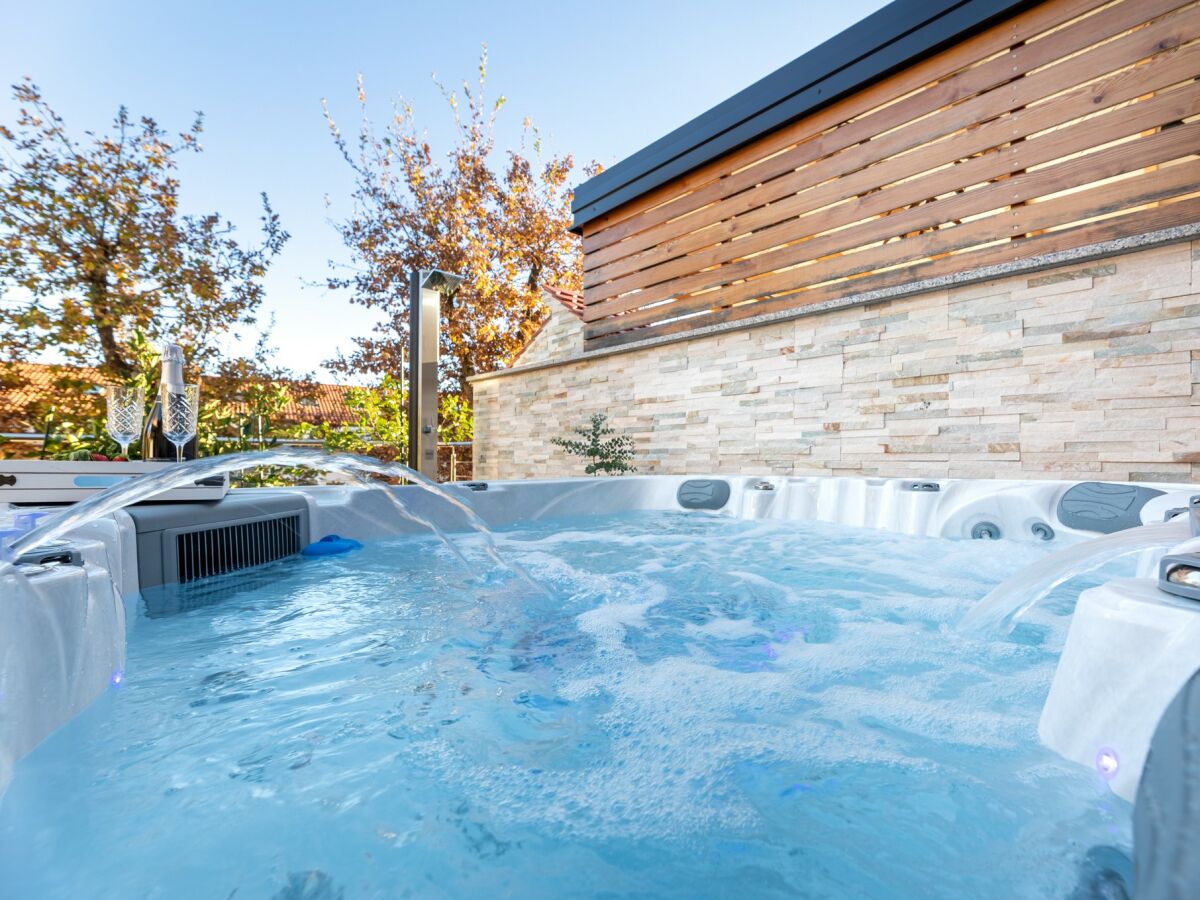 Holiday apartment Taja with whirpool - Outdoor photo 3