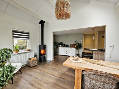 Holiday house Malerischer Aufenthalt in der Nähe von Stadt und See - Features photo 8