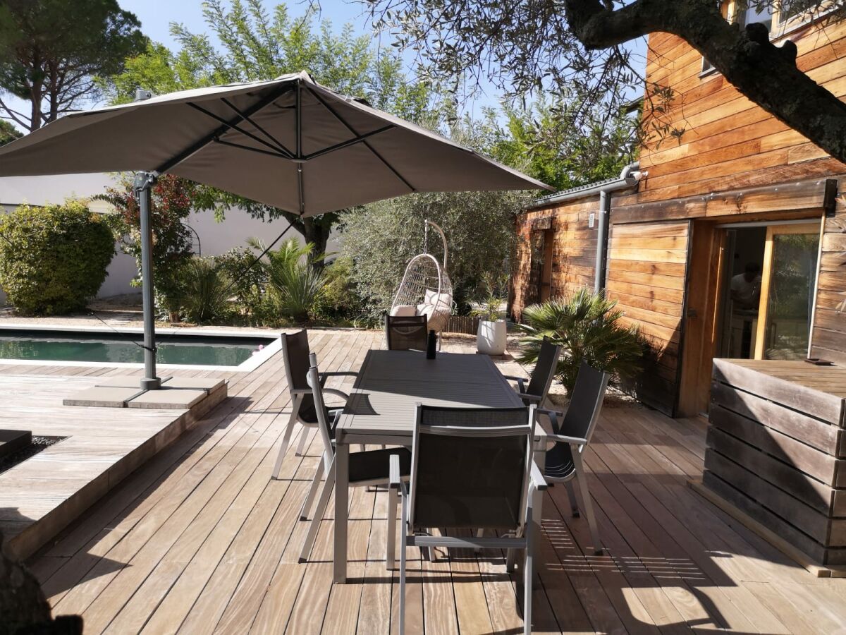 Holiday house "Les Dimanches" with private pool in a dream garden - Outdoor photo 3