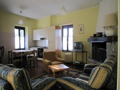 Farmhouse Farmhouse in Verbania with Mountain Views - Features photo 8