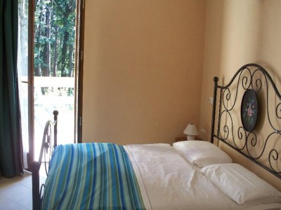 Holiday house Cottage in Intra with Lake and Mountain Views - Features photo 14