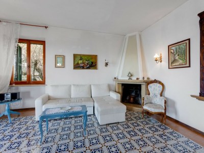 Villa Villa in Torri with Pool & Mountain Views - Features photo 9