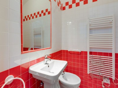 Villa Villa in Torri with Pool & Mountain Views - Features photo 25