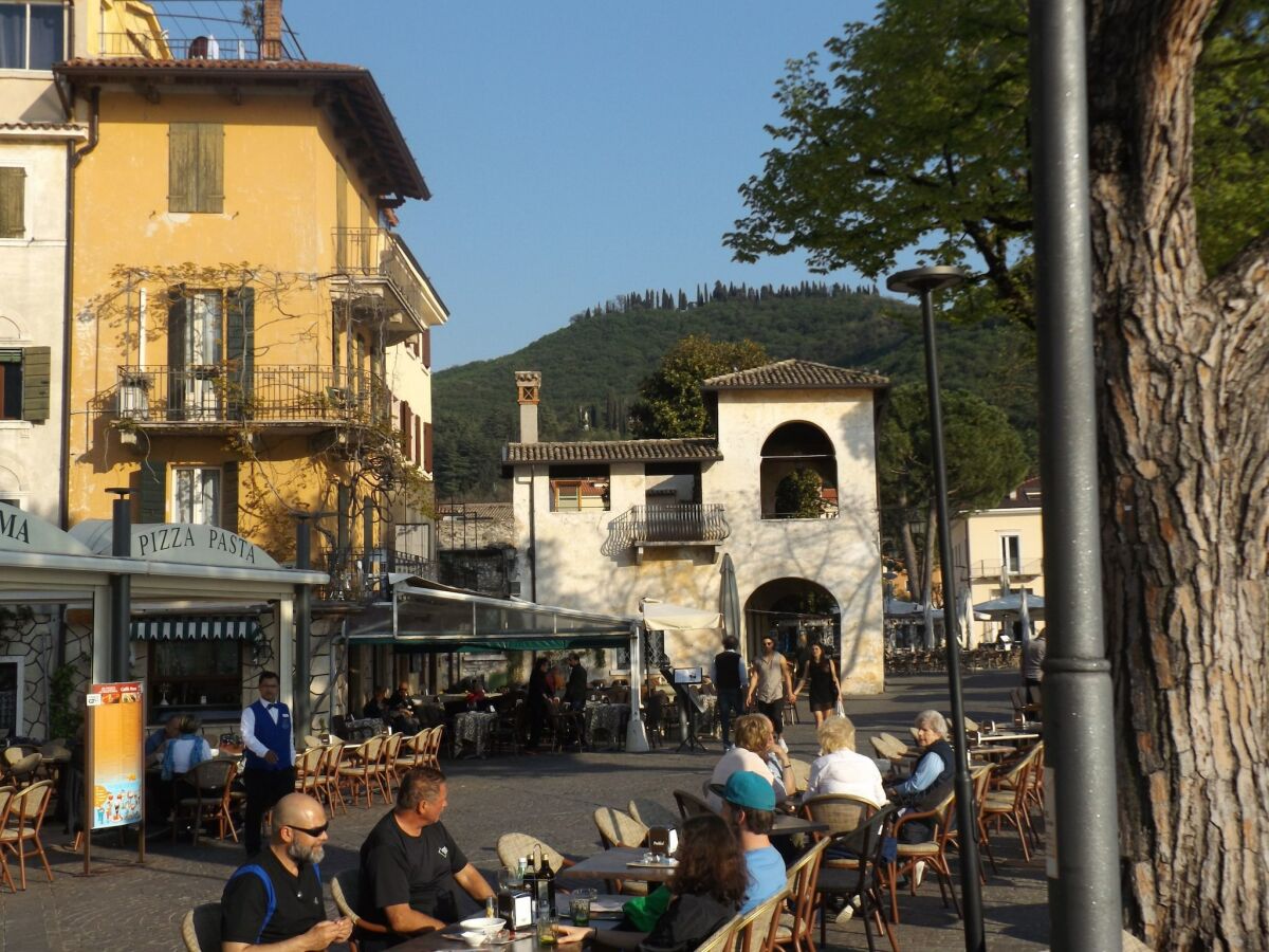 Apartment Wohnung in Garda mit Seeblick - Outdoor photo 4