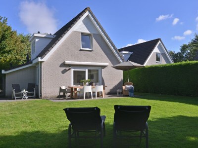 Holiday house on the Zeeland coast in Kamperland - Holiday house