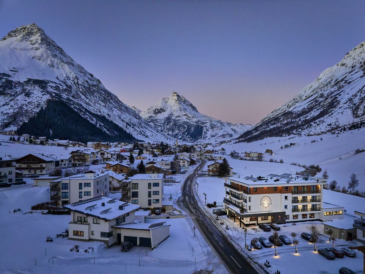 Holiday room Doppelzimmer Piz Buin