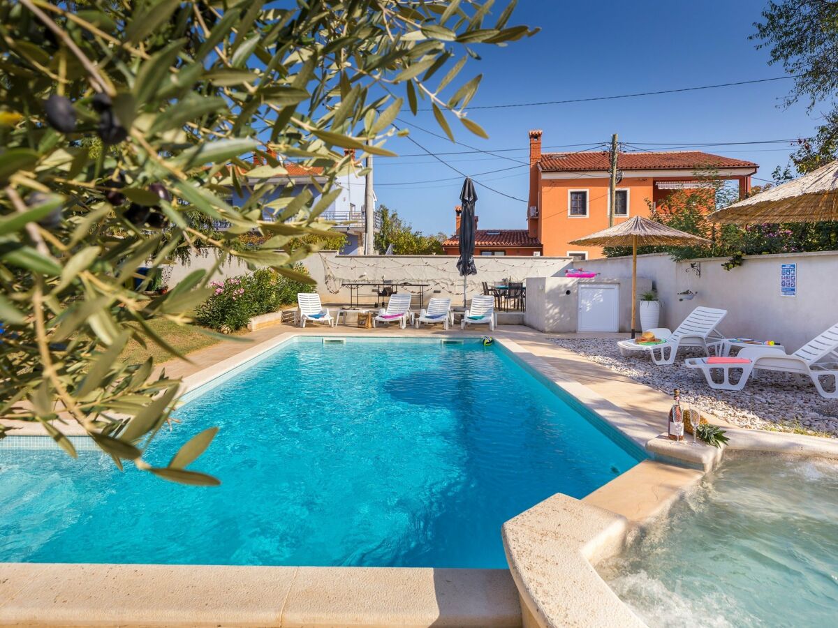 Apartment Sabi Relax Zone Apartment - Private Pool & Jacuzzi - Outdoor photo 3