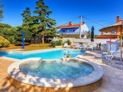 Apartment Sabi Relax Zone Apartment - Private Pool & Jacuzzi - Outdoor photo 2