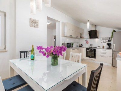 Apartment Sabi Relax Zone Apartment - Private Pool & Jacuzzi - Features photo 51