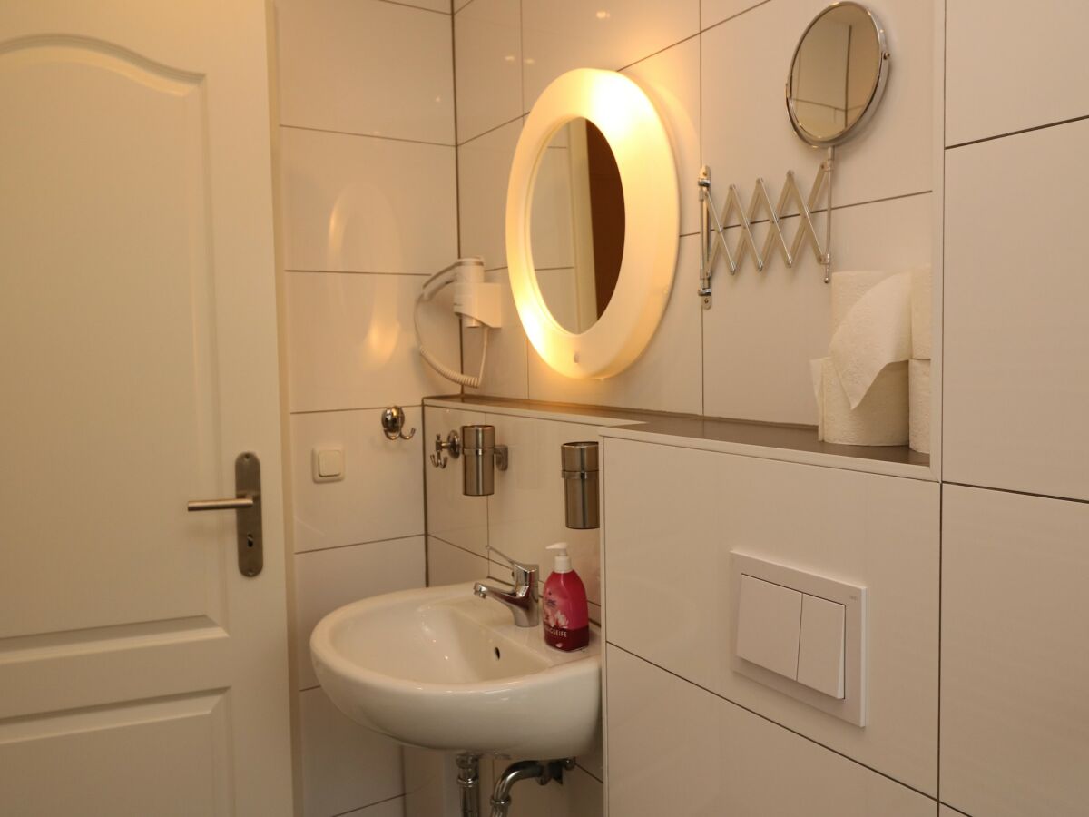 Apartment Holiday Home near Essen Trade Fair & Terrace - Features photo 5