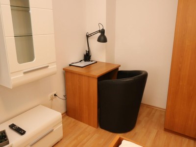 Apartment Holiday Home near Essen Trade Fair & Terrace - Features photo 2