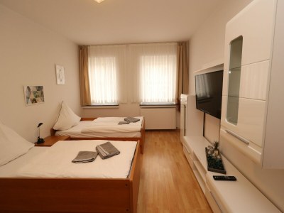 Apartment Holiday Home near Essen Trade Fair & Terrace - Features photo 19