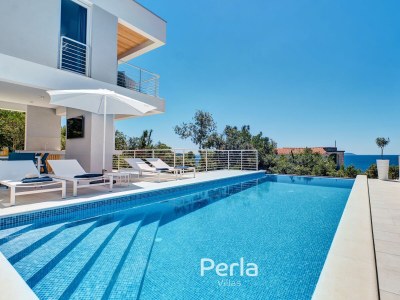 Villa with pool and sea view 80m from the beach KorÄ in Blato - Villa