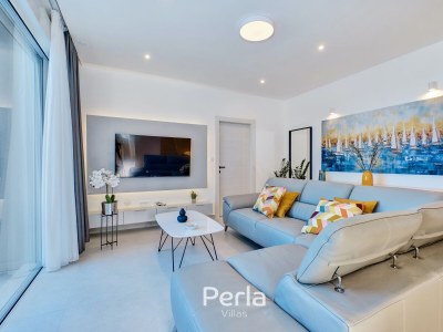 Villa with pool and sea view 80m from the beach KorÄ - Features photo 16