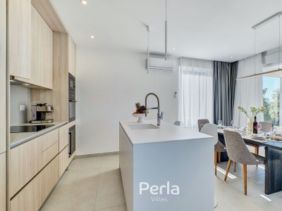 Villa with pool and sea view 80m from the beach KorÄ - Features photo 19