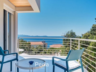 Villa with pool and sea view 80m from the beach KorÄ - Features photo 26