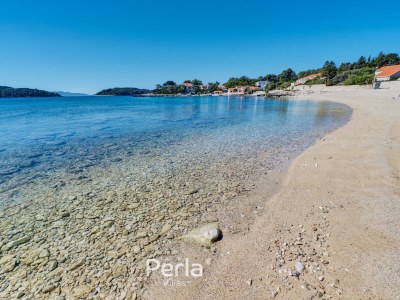 Villa with pool and sea view 80m from the beach KorÄ - Environment photo 37