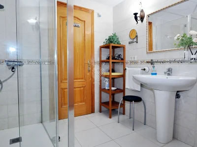 Apartment Roger de Flor [4527] - Features photo 34