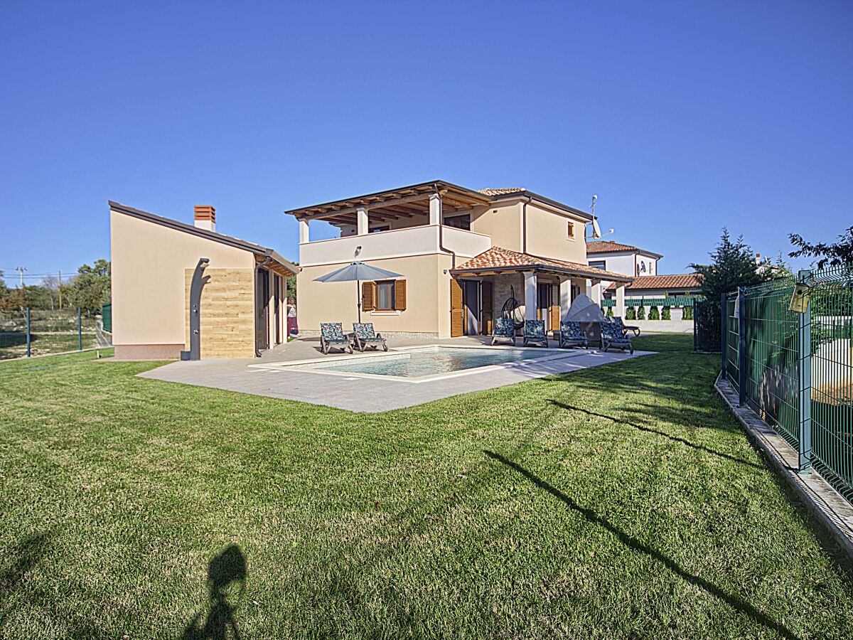 Villa Villa with pool Klarići