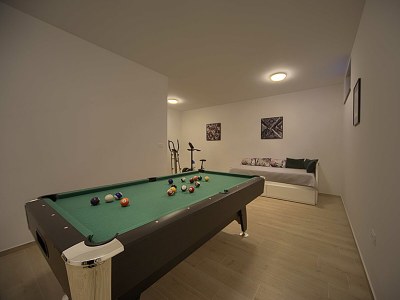 Villa Villa with pool Klarići - Features photo 23