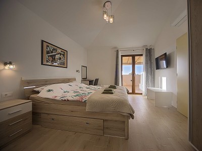 Villa Villa with pool Klarići - Features photo 27