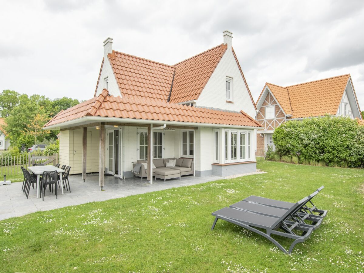Holiday park Villa in Cadzand-Bad near North Sea Beach