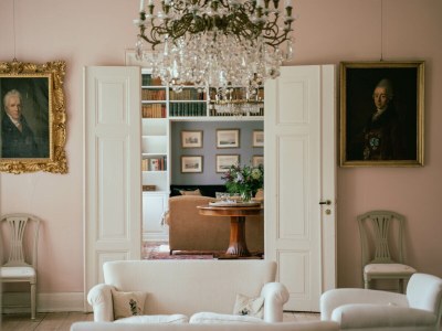 Castle No title - Features photo 7